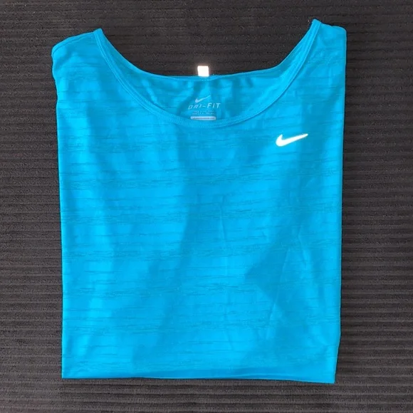 5/$25 Nike Dri Fit Tshirt - Picture 2 of 6
